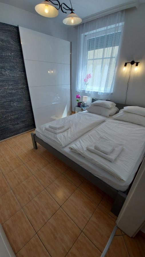 Amulett Suite Apartment Hajdúszoboszló Buitenkant foto